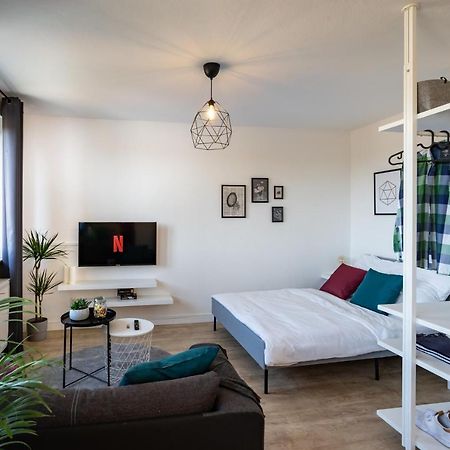 Marvlex #1 - Studio Mit Wifi Und Netflix Celle Exterior foto
